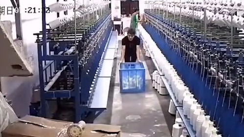 纺织车间实拍 从纱线到布料的精密之旅